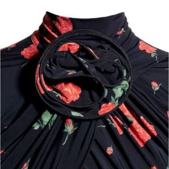 MAGDA BUTRYM H&M ROSE-APPLIQUÉ WRAPOVER BODY - Picture 4 of 4